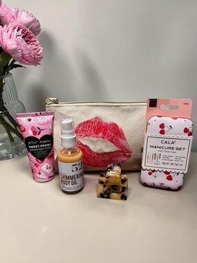 Mothers Day 5 Piece Beauty Bundle w Betsy Johnson Body Lotion